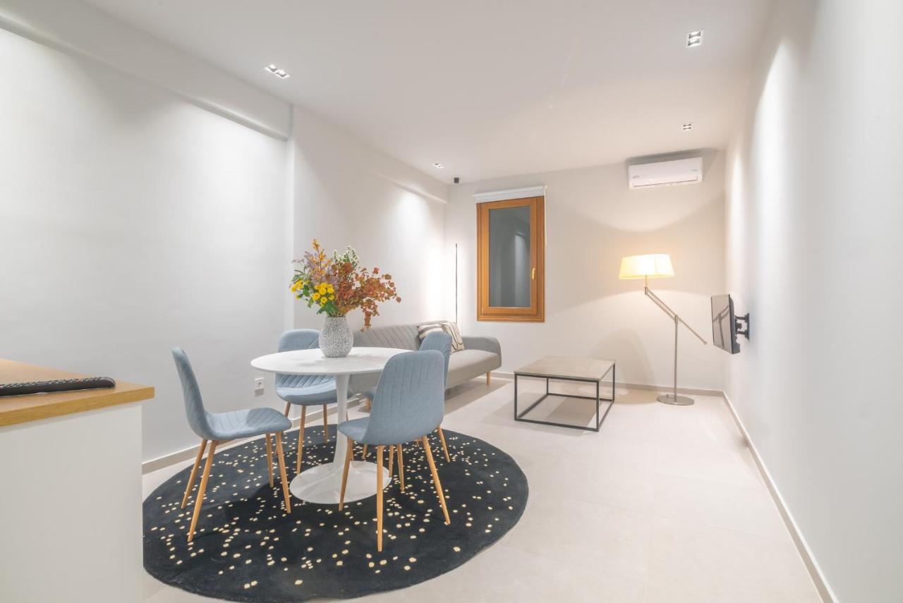 דירות טריקלה Set Of Flats מראה חיצוני תמונה